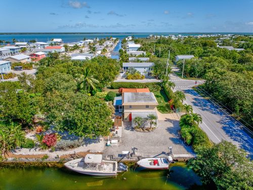 30985 Hibiscus Dr, Big Pine Key, FL, 33043-4672 | Card Image