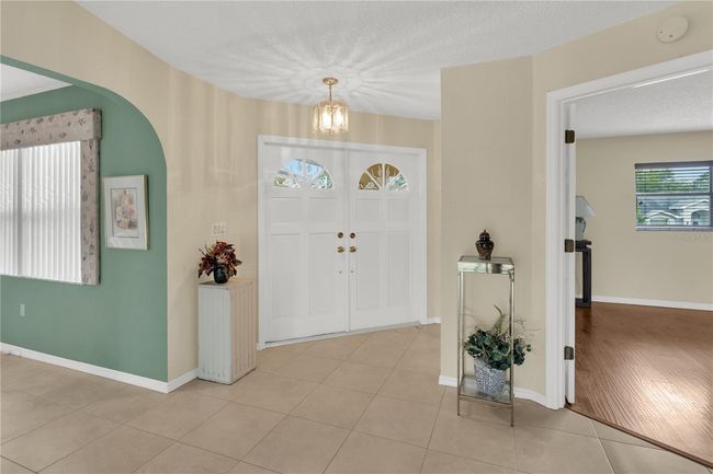 5078 Florentine Ct, House other with 3 bedrooms, 3 bathrooms and null parking in Spring Hill FL | Image 4