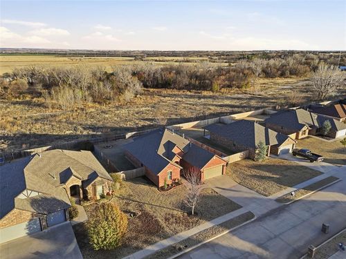 3009 Alli Circle, Chickasha, OK, 73018 | Card Image