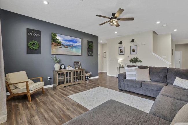 Living Room | Image 16