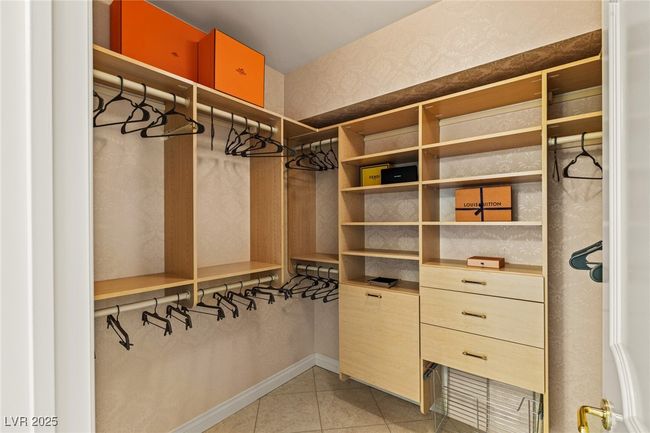 UNIT-2502 - 2877 Paradise Rd, Home with 3 bedrooms, 3 bathrooms and 1 parking in Las Vegas NV | Image 69