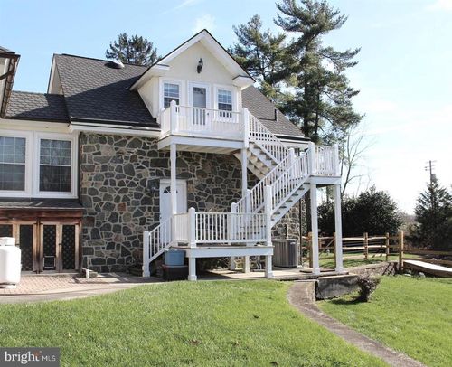 1934 Bleim Rd, POTTSTOWN, PA, 19464-2136 | Card Image