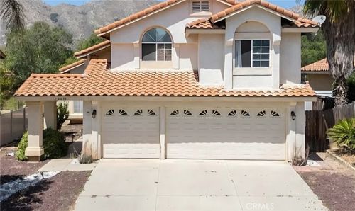 10175 Sycamore Canyon Rd, Moreno Valley, CA, 92557-1861 | Card Image