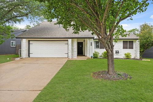 12308 Wycliff Ln, Austin, TX, 78727-5232 | Card Image