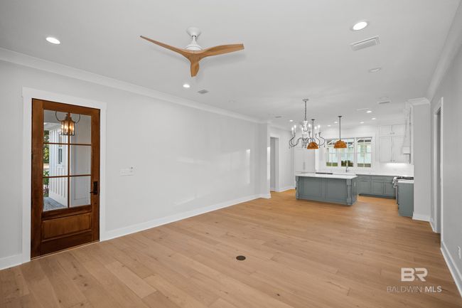 Living Room | Image 15