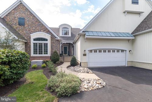 5812 Hickory Hollow Ln, DOYLESTOWN, PA, 18902-9412 | Card Image