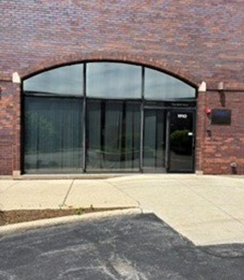 1910 E Devon Ave, Elk Grove Village, IL, 60007-6022 | Card Image