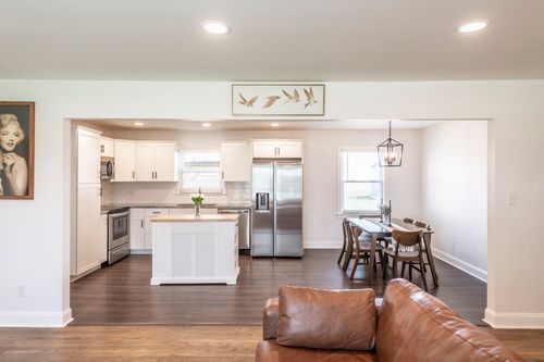 723 S Westland Ave, Gallatin, TN, 37066-3332 | Card Image