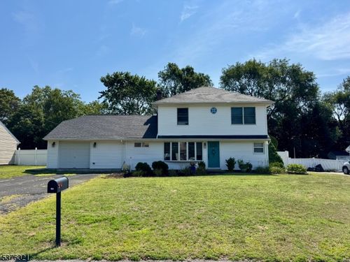 45 Leonard Ter, Wayne, NJ, 07470-3337 | Card Image