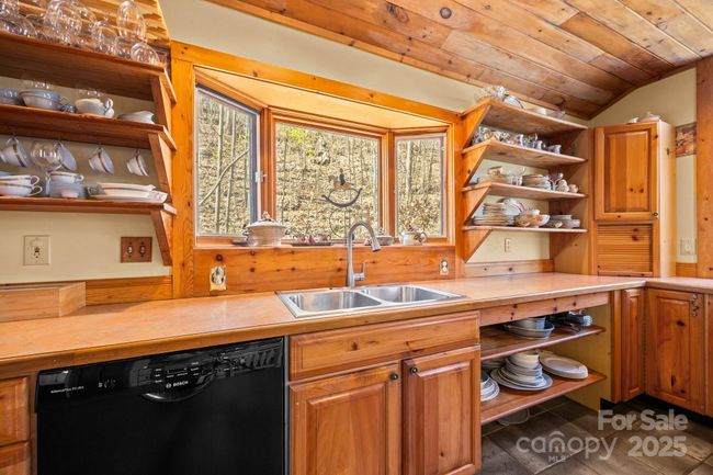 63 Chestnut Forest Rd, House other with 3 bedrooms, 3 bathrooms and null parking in Fairview NC | Image 19