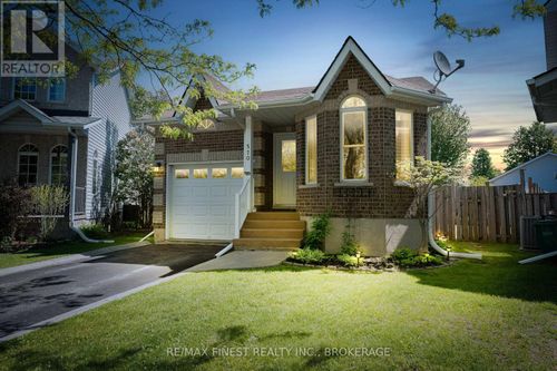 570 Freeman Cres, Kingston, ON, K7K7H5 | Card Image