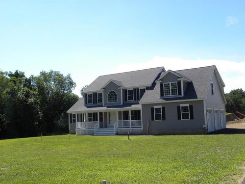 606 Raymond Rd, Chester, NH, 03036-4135 | Card Image
