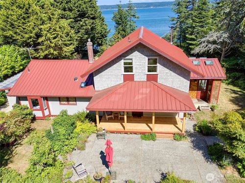 372 Schwartz Rd, Nordland, WA, 98358-9615 | Card Image
