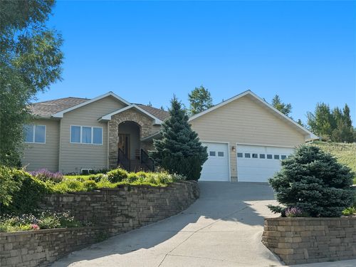 930 Spirit Dr, Shelby, MT, 59474-1627 | Card Image