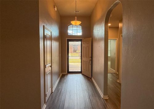 14812 Turner Falls Road, Oklahoma City, OK, 73142 | Card Image