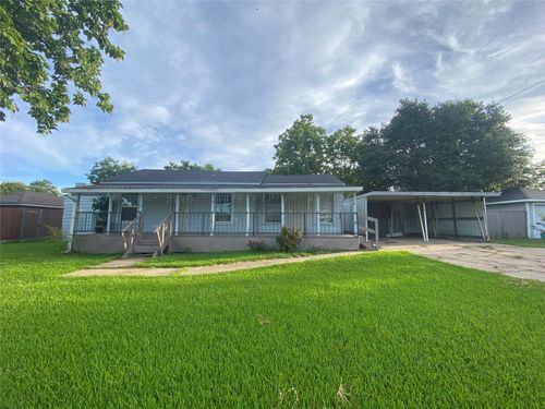 1613 Magnolia Dr, Mesquite, TX, 75149-5623 | Card Image