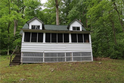 116 Camp Ln, Rector, PA, 15677-1633 | Card Image