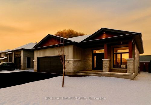 201 Versaille St, Wendover, ON, K0A3K0 | Card Image