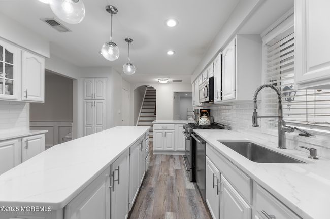 21 Homestead Cir, House other with 5 bedrooms, 4 bathrooms and null parking in Marlboro NJ | Image 23