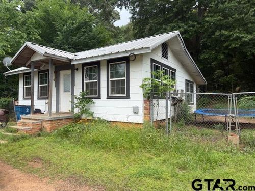 411 &amp; 413 N Tyler, Big Sandy, TX, 75755 | Card Image