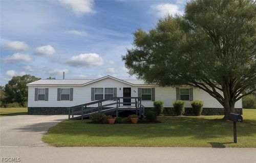 1086 Pine Ave, Moore Haven, FL, 33471-9202 | Card Image