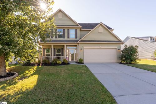124 Caledonia Dr, Easley, SC, 29642-7301 | Card Image