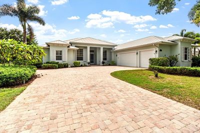 105 King Fisher Way, House other with 4 bedrooms, 3 bathrooms and null parking in Sebastian FL | Image 2