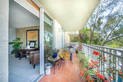 507-1650 Coral Way, Miami, FL, 33145-2878 | Card Image