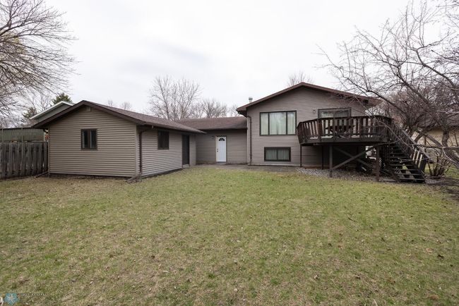 Rear Exterior | Image 42