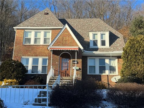 230 W Fulton St, Butler, PA, 16001-6816 | Card Image