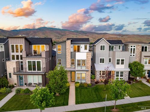 3730 S Millbrook Way, Boise, ID, 83716-7207 | Card Image