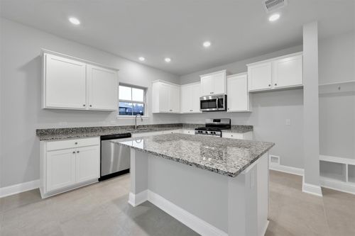 449 Terra Vista Cir, Montgomery, TX, 77356-2025 | Card Image