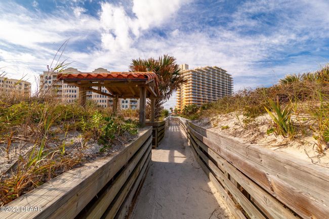APT-902 - 265 Minorca Beach Way, Condo with 3 bedrooms, 2 bathrooms and null parking in New Smyrna Beach FL | Image 50