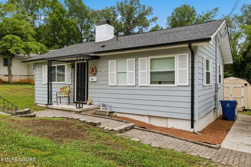 126 Kentucky Ave, Oak Ridge, TN, 37830-5475 | Card Image