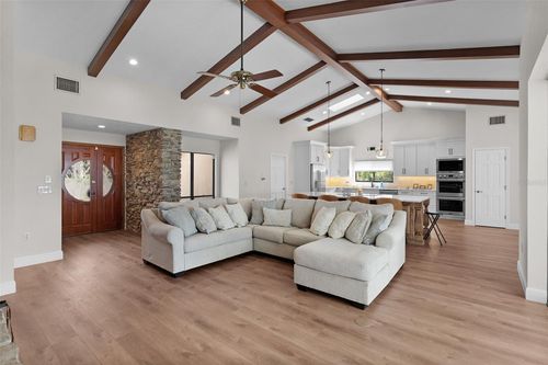 60 Sand Lake Pl, Eustis, FL, 32726-6933 | Card Image