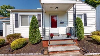 5253 Bridgewater Road, House other with 2 bedrooms, 1 bathrooms and null parking in Lyndhurst OH | Image 3