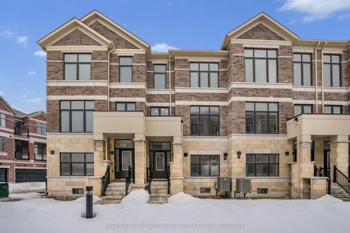 9 Norman Fleming Lane, Richmond Hill, ON, L4S1N4 | Card Image