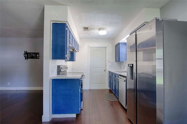 311 August St, House other with 3 bedrooms, 2 bathrooms and 6 parking in Schulenburg TX | Image 12