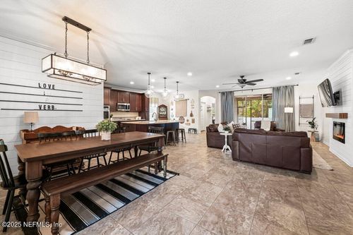 79547 Plummers Creek Dr, Yulee, FL, 32097-2600 | Card Image