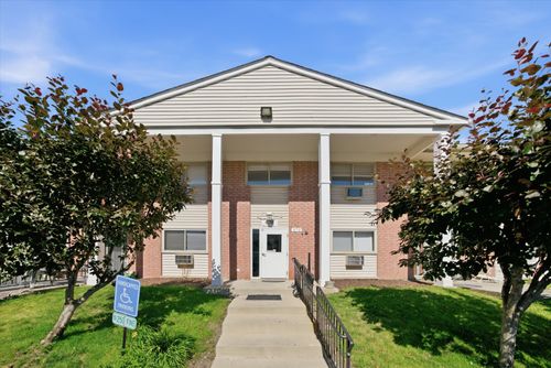 208-670 Marilyn Ave, Glendale Heights, IL, 60139-2958 | Card Image