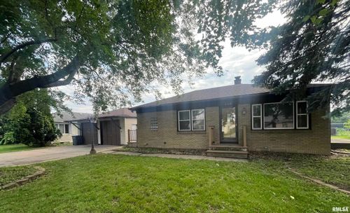 448 4th St E, Milan, IL, 61264-2813 | Card Image