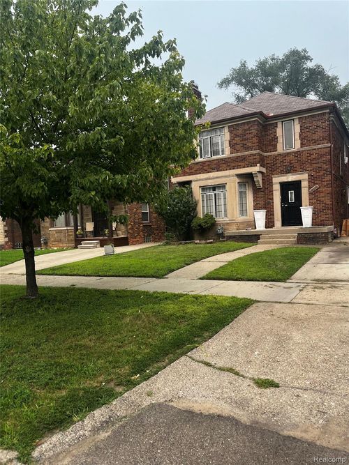 18684 Greenlawn Street Nw, Detroit, MI, 48221 | Card Image