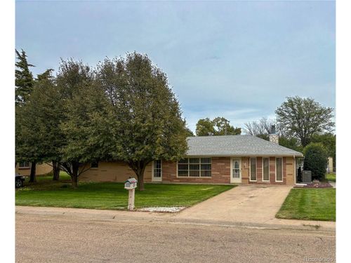 916 N 14th St, Burlington, CO, 80807-1224 | Card Image