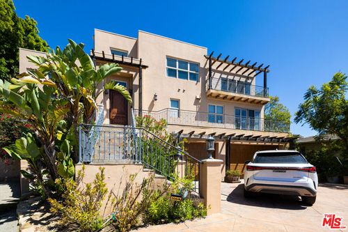 20640 Medley Ln, Topanga, CA, 90290-3320 | Card Image