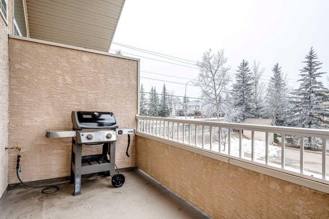 2114 Patterson View Sw, Home with 2 bedrooms, 2 bathrooms and 1 parking in Calgary AB | Image 23