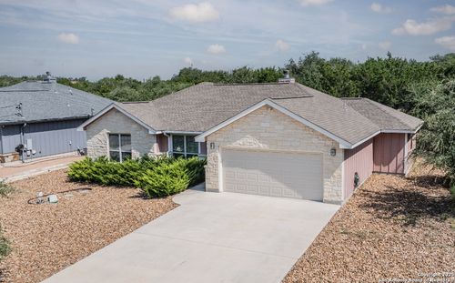 1421 Cottonwood Rd, Fischer, TX, 78623-2075 | Card Image