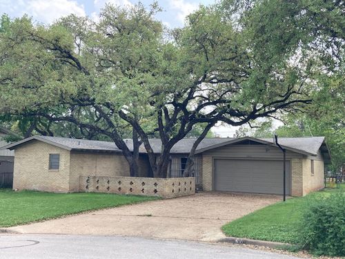 2007 Oakglen Dr, Austin, TX, 78745-2760 | Card Image