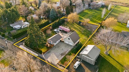 2616 S 86th Ave, Yakima, WA, 98903-9485 | Card Image