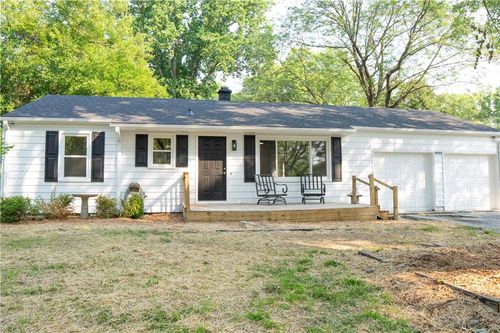 9012 E 75th St, Raytown, MO, 64138-1605 | Card Image