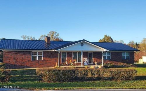 987 Pleasant Grove Rd, Winfield, TN, 37892-4000 | Card Image